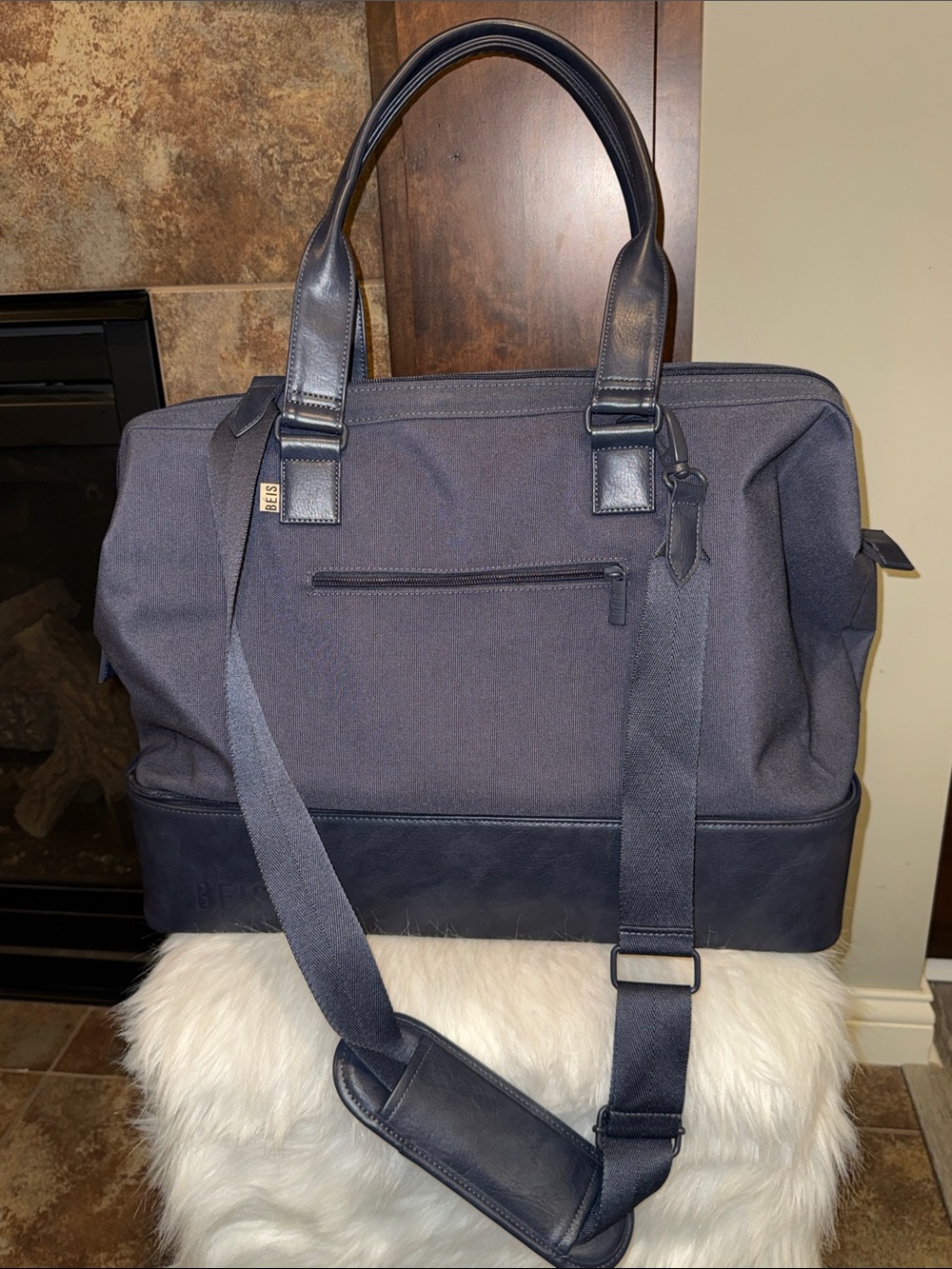 BÉIS The Weekender Bag Navy Blue Travel Carry On Duffel Shoe Compartment Strap